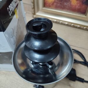 Шоколадов фонтан Princess – 32W, 0.4L, черен, за ефектни десерти