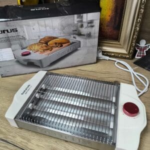 Тостер Taurus Neptuno Plus – 900W, бял, с тавичка за трохи