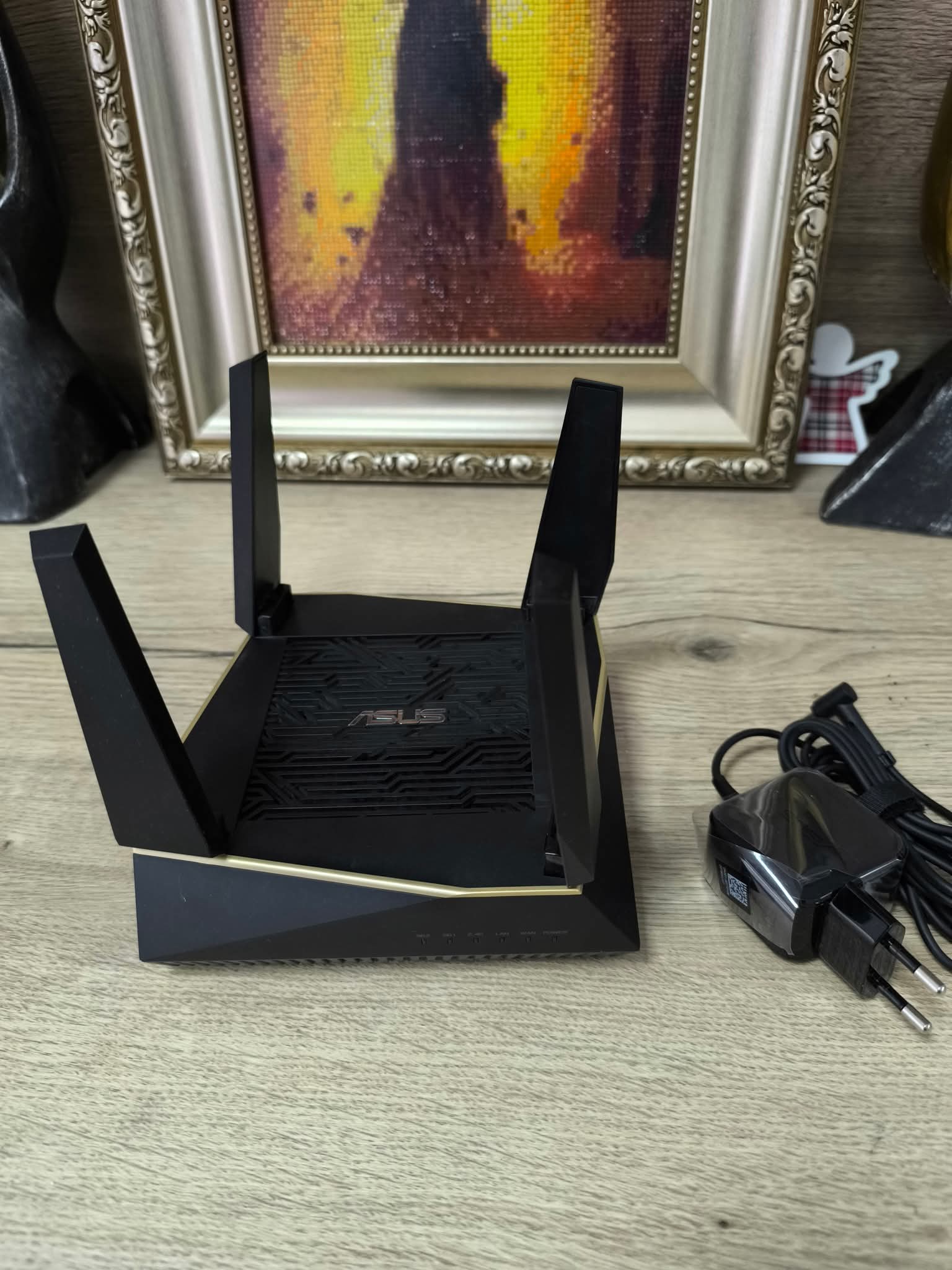 ASUS RT-AX92U WiFi 6 рутер – мощен трибандов Mesh за големи домове. Бърз, защитен и лесен за настройка. Вземи го от Стоки от Европа!