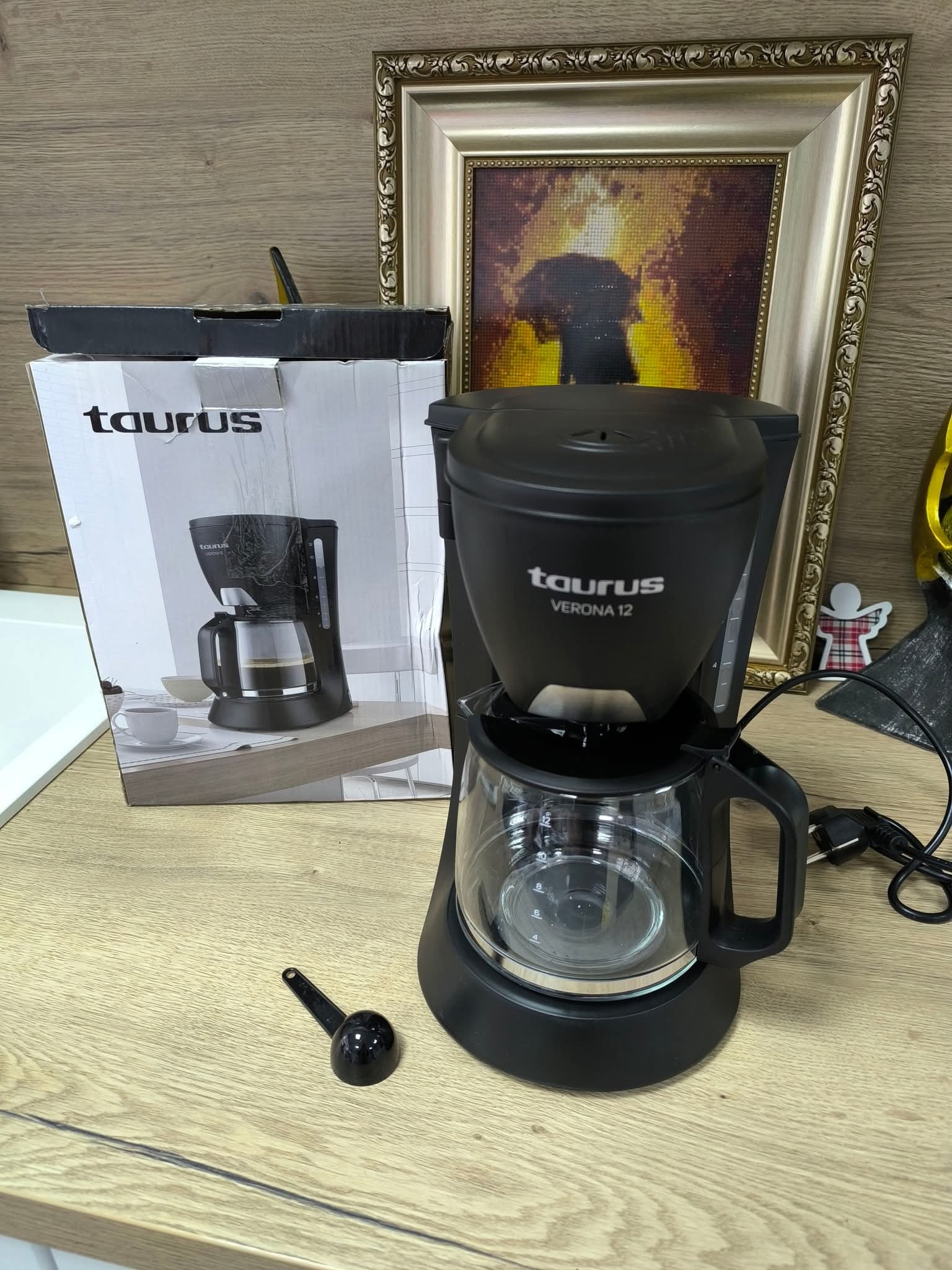 Taurus Verona 6 – филтърна кафемашина Кафемашина с стъклена кана и воден индикатор Компактна кафемашина за 6 чаши Taurus Verona – без BPA Филтърна кафемашина с Intense Flavor Tech