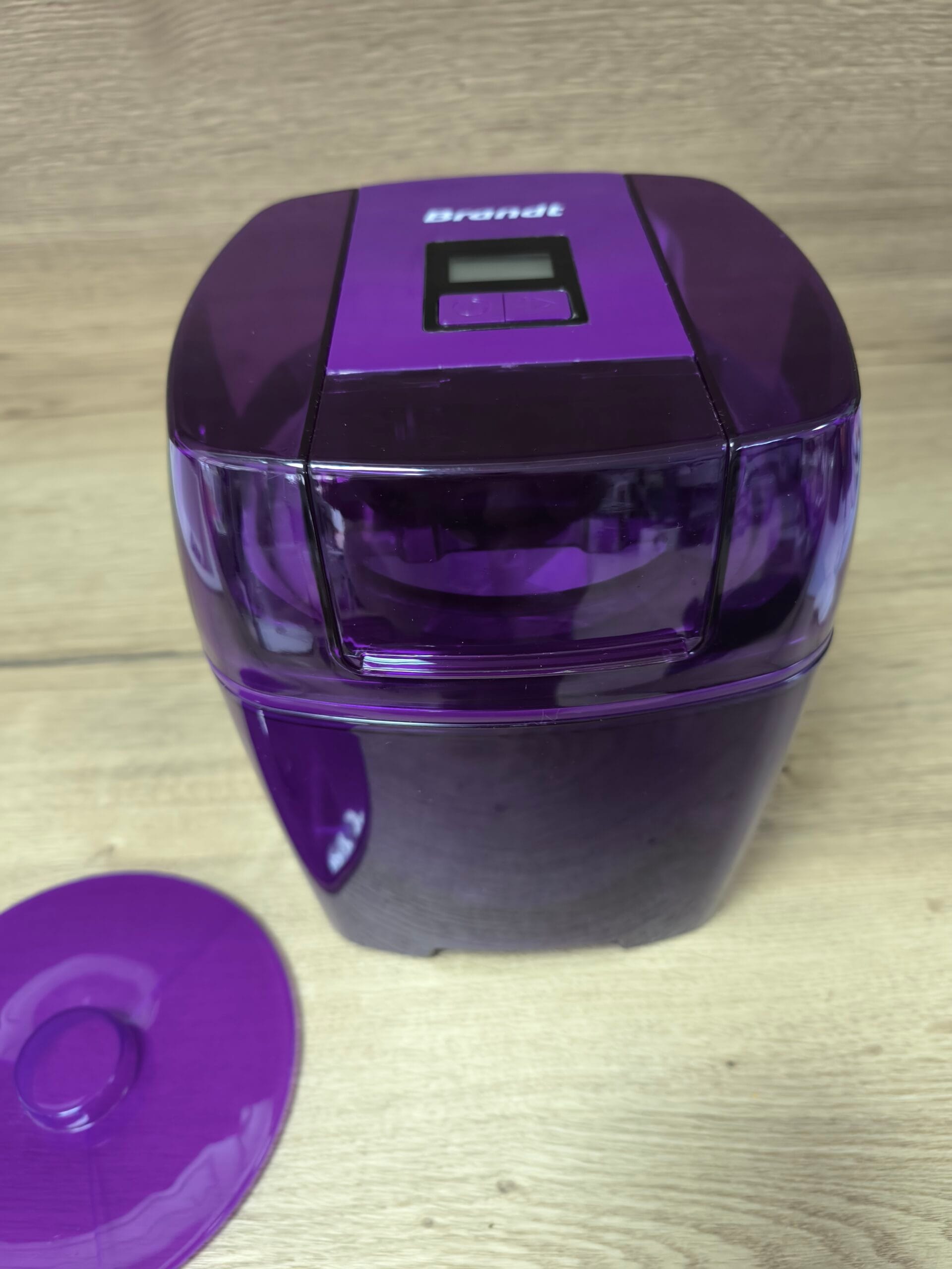Сладолед машина Brandt SOR15EP виолетова, 1.5L капацитет, цифров таймер