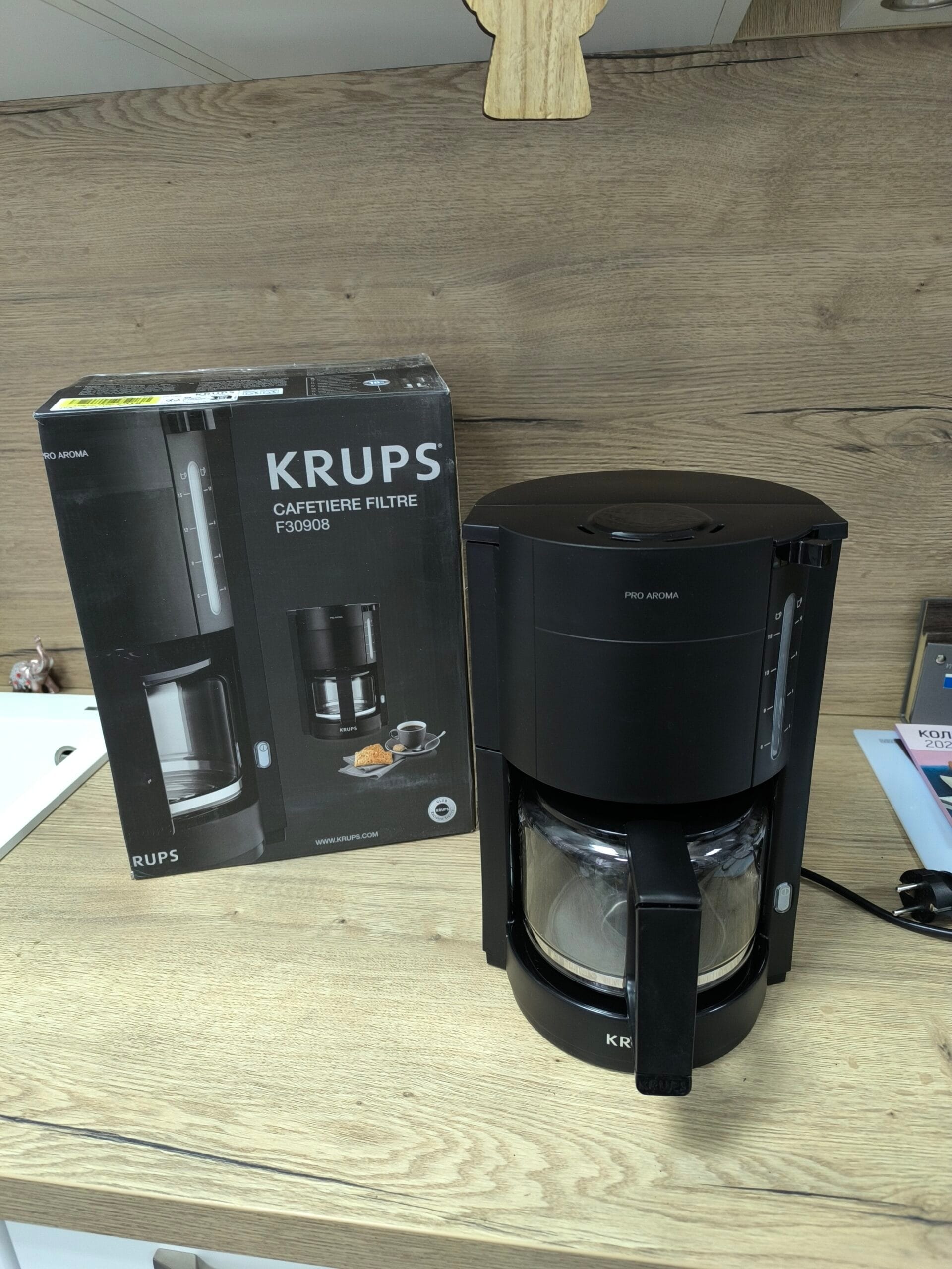 Krups ProAroma F30901 кафемашина – бял корпус, стъклена кана 1 L