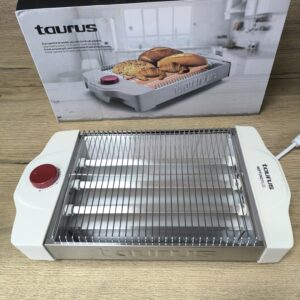 Хоризонтален тостер Taurus Neptuno Plus 900 W – голяма 24×20 cm печеща повърхност