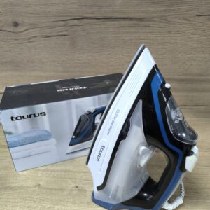 Ютия Taurus Fiji 3000 Ceramic – мощна парна ютия 3000 W с керамична плоча