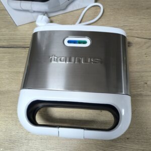 Taurus MySandwich Grill (800 W сандвич тостер)
