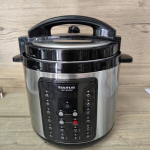 Мултикукър Taurus Tasty Multipot 6L с 17 автоматични програми и мощност 1000W