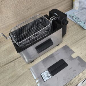 Фритюрник Tristar FR-9326 3L